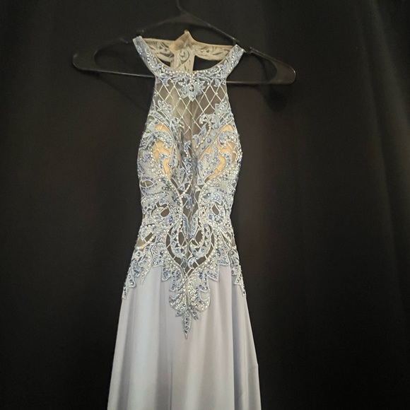 Light blue long prom dress. - Picture 3 of 8